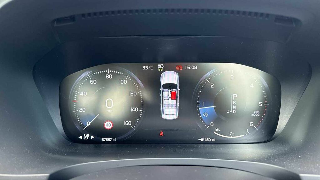 Volvo S90 2L Momentum Pro Silver #11