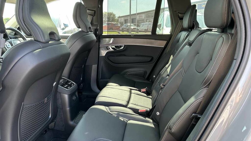 Volvo XC90 2.0 B5p Plus Pro Dark Awd Geartronic Black #32
