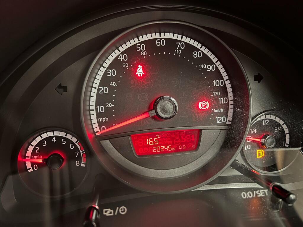 Volkswagen Up 1.0 Bluemotion Tech Move Up Euro 5 S S Silver #20