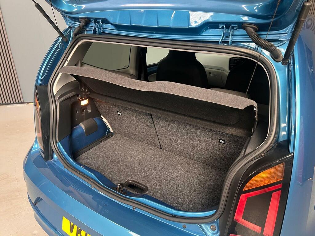 Volkswagen Up Up By Beats Red #8