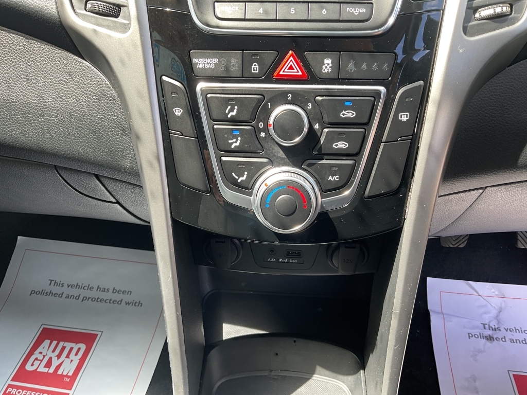 Hyundai I30 1.6 Crdi Active Euro 5 Blue #13