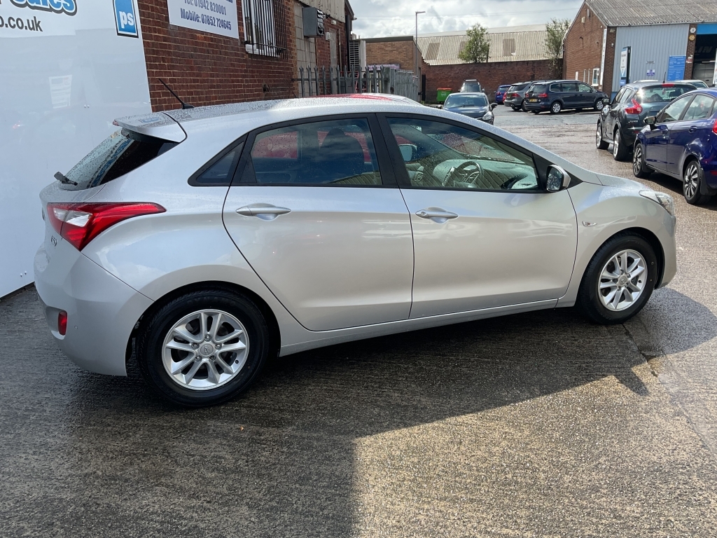 Hyundai I30 Hatchback 1.4 Active Silver #5