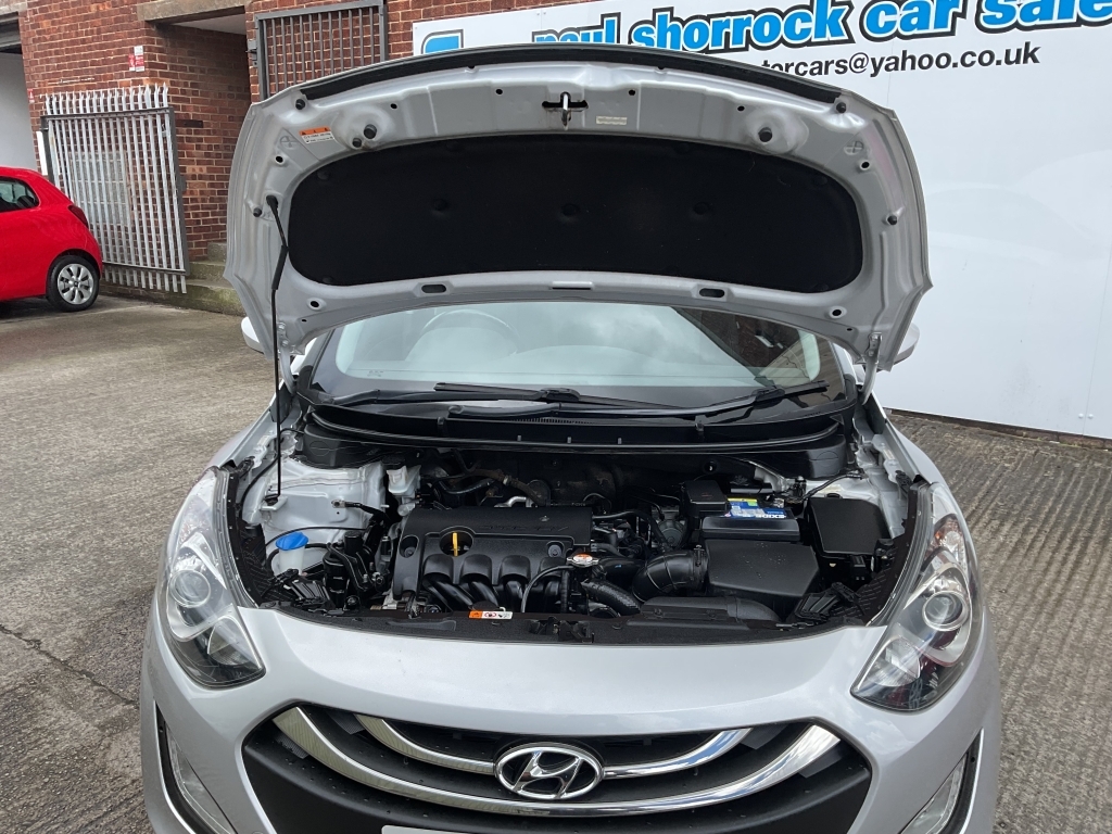Hyundai I30 1.6 Crdi Active Euro 5 Blue #31