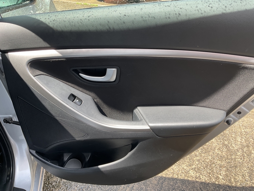 Hyundai I30 1.6 Crdi Active Euro 5 Blue #19