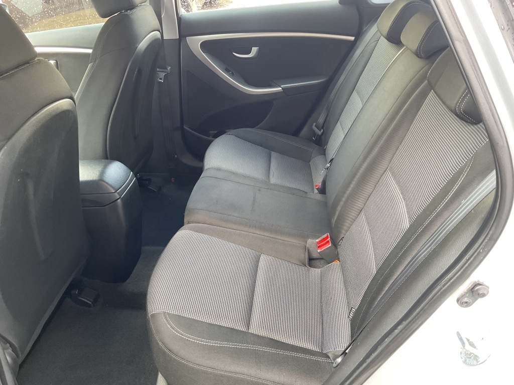 Hyundai I30 1.6 Crdi Active Euro 5 Blue #21