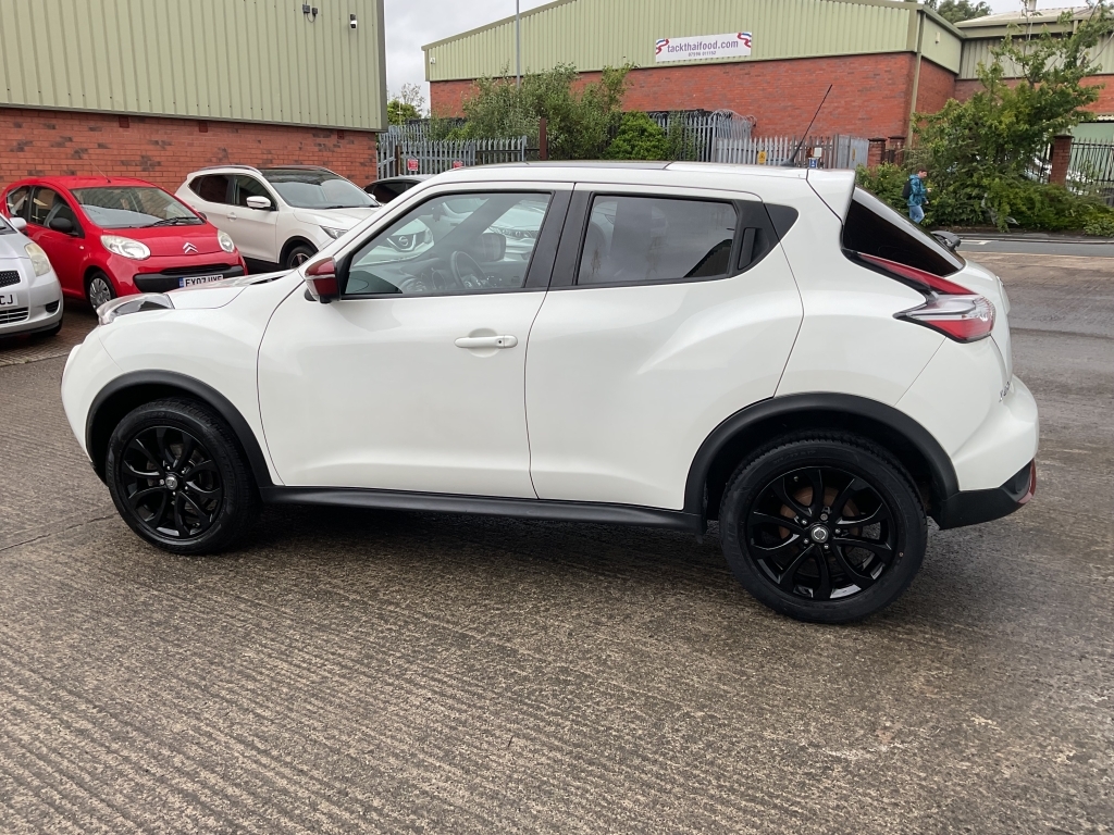 Nissan Juke Hatchback 1.2 Tekna Dig-t White #3