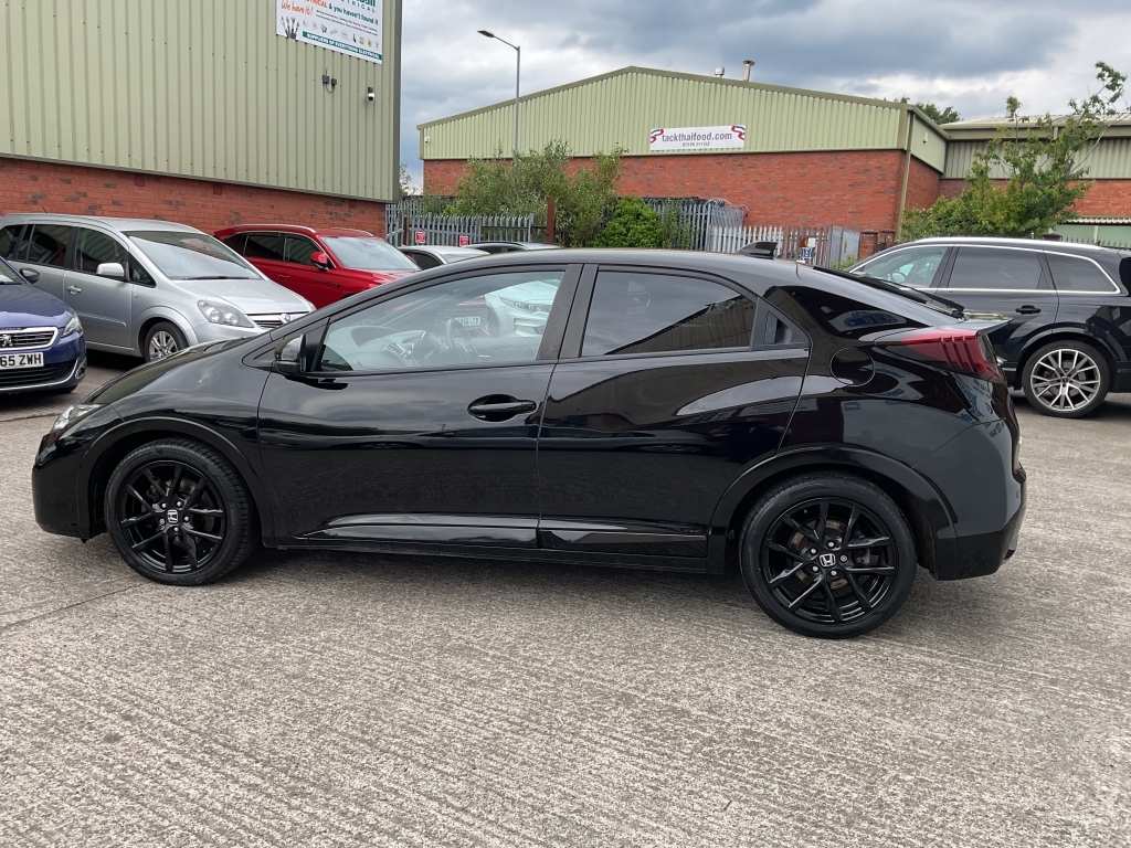 Honda Civic Hatchback 1.6 I-dtec Sport Black #4