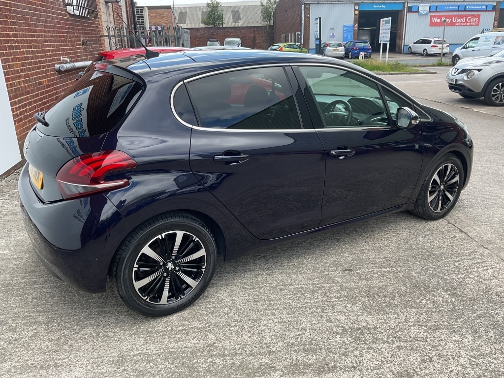 Peugeot 208 Hatchback 1.2 S S Tech Edition Blue #5