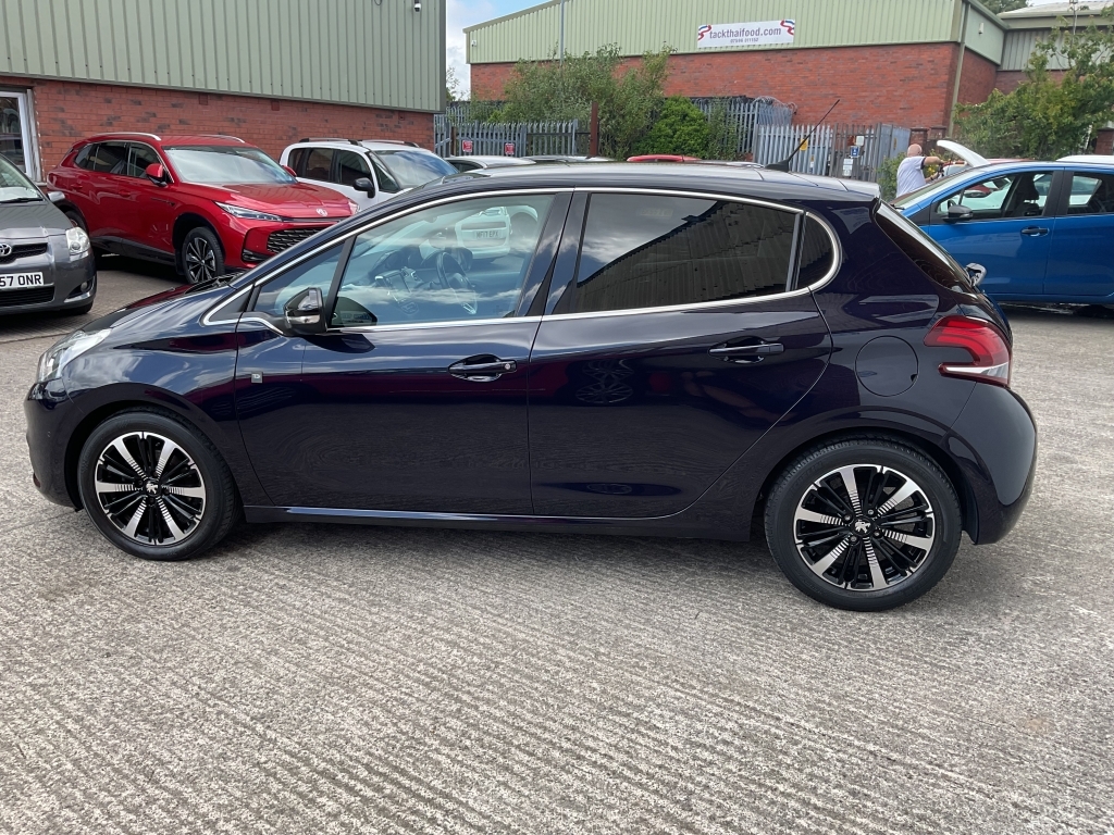 Peugeot 208 Hatchback 1.2 S S Tech Edition Blue #3
