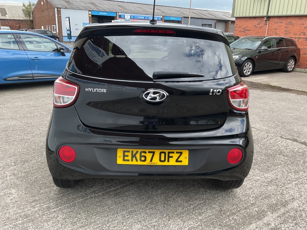 Hyundai I10 Hatchback 1.0 Premium Black #5