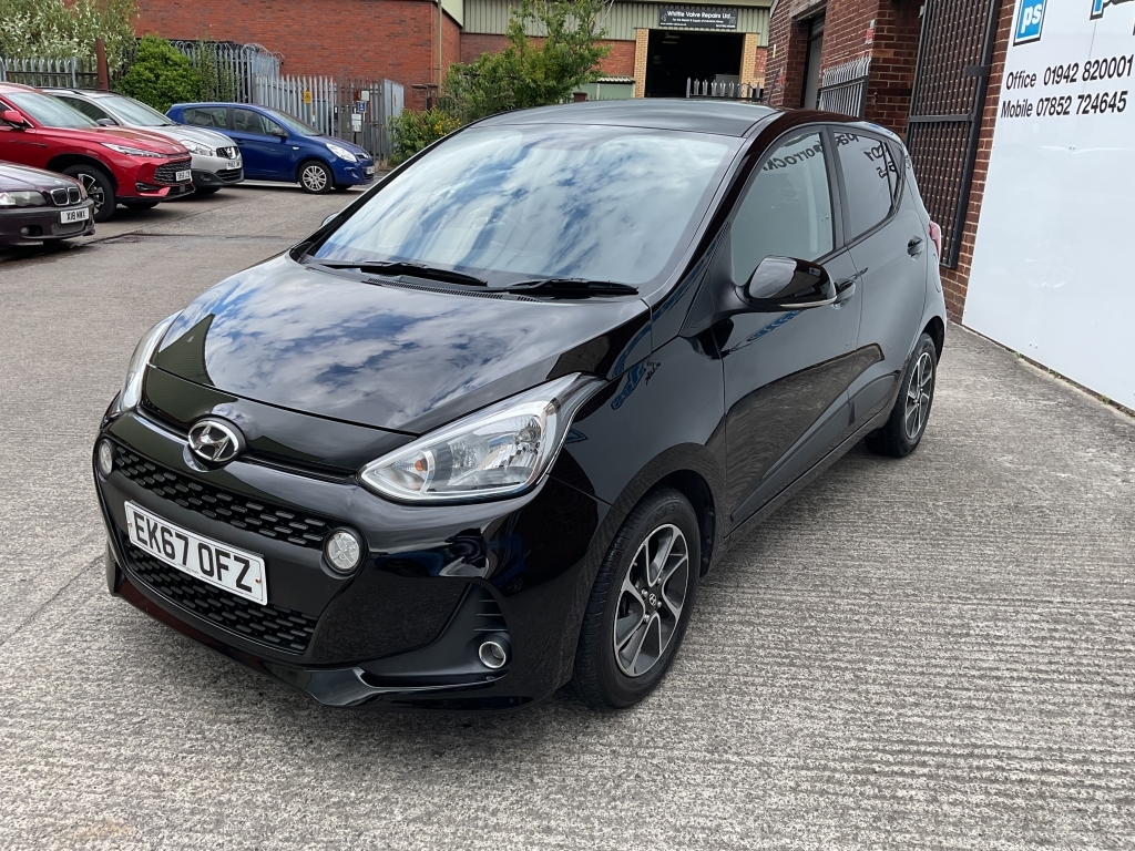 Hyundai I10 Hatchback 1.0 Premium Black #3