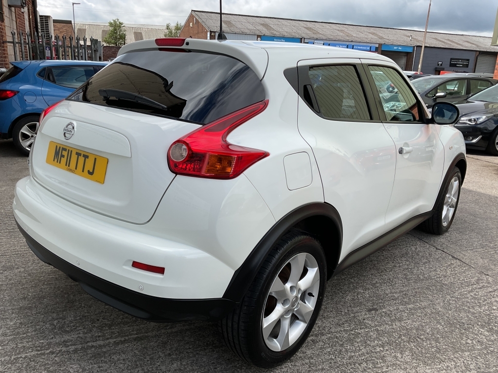 Nissan Juke Kuro Dig-t 190 Black #3