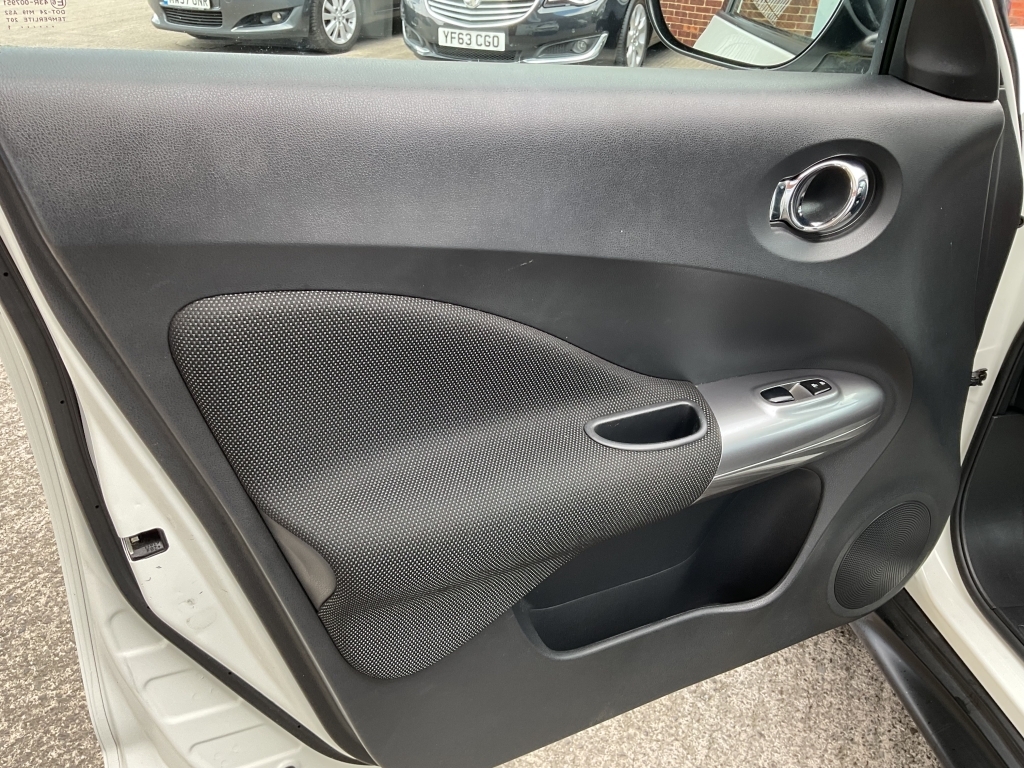 Nissan Juke Kuro Dig-t 190 Black #21
