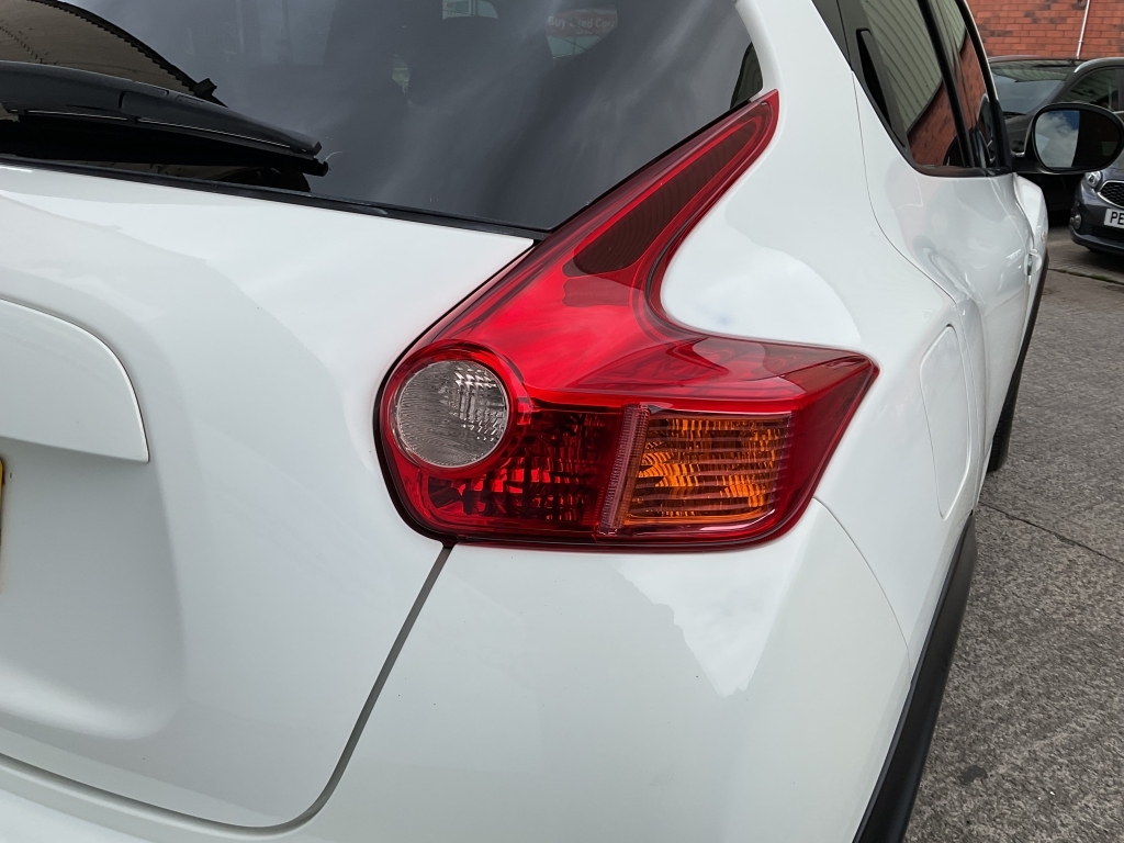 Nissan Juke Kuro Dig-t 190 Black #24