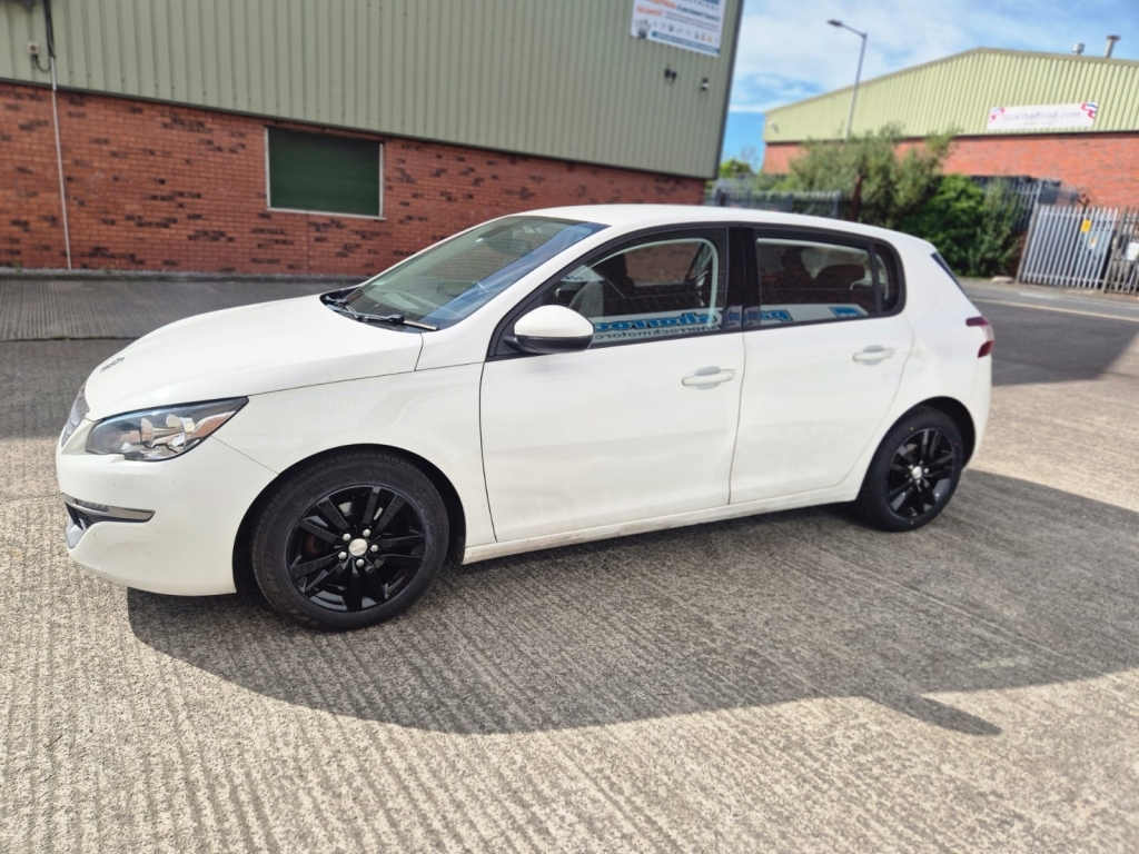 Peugeot 308 1.6 Blue Hdi S S Active White #2