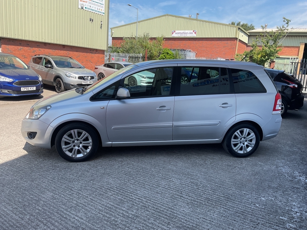 Vauxhall Zafira Mpv 1.6 Excite Silver #5