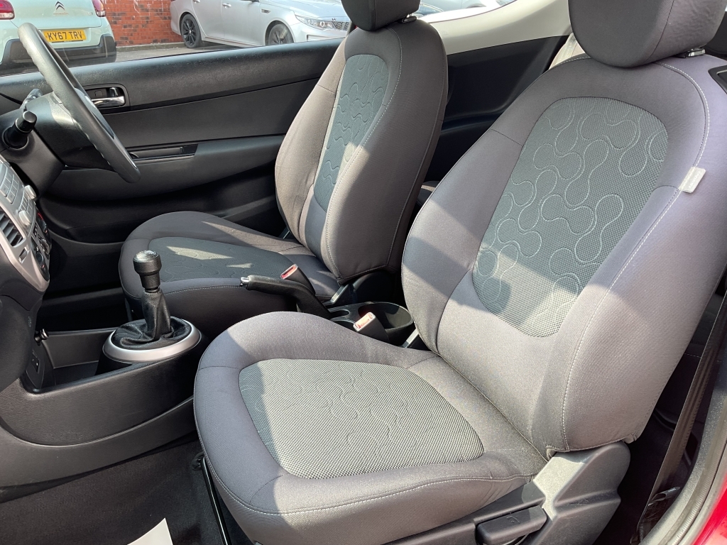 Hyundai I20  Silver #16