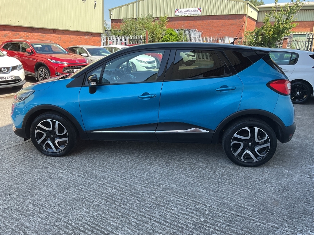 Renault Captur Hatchback 0.9 Dynamique S Medianav Energy Tce S S Black #3