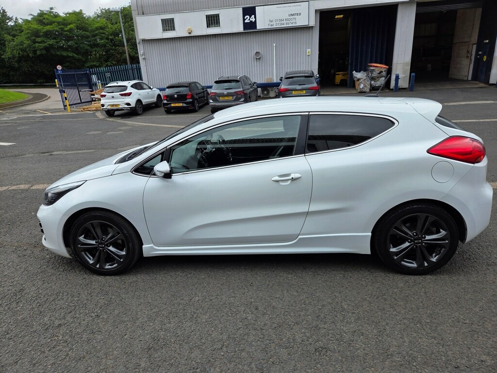 Kia Proceed Hatchback 1.6 T-gdi Gt Euro 6 201616 White #8