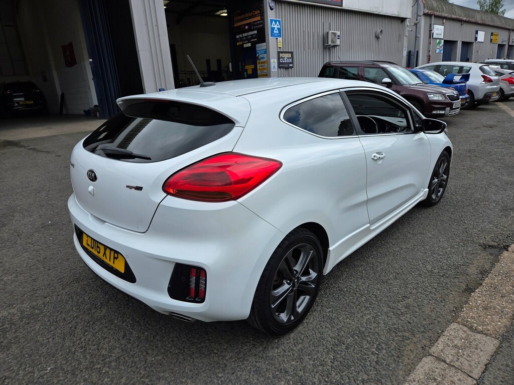 Kia Proceed Hatchback 1.6 T-gdi Gt Euro 6 201616 White #7
