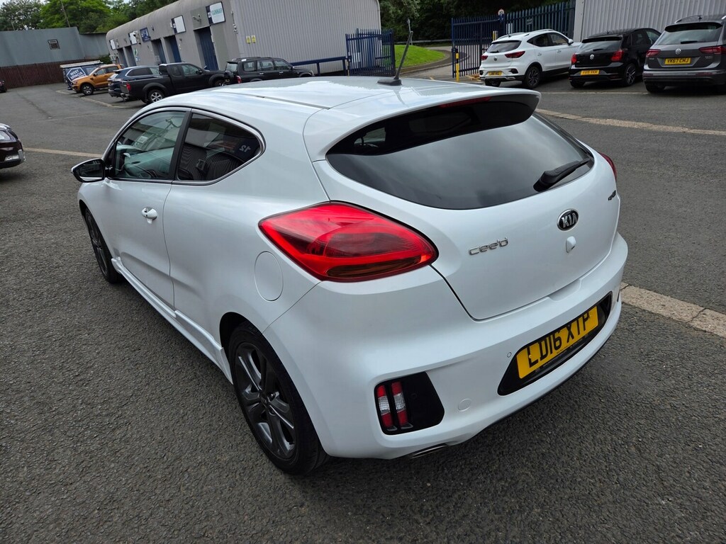 Kia Proceed Hatchback 1.6 T-gdi Gt Euro 6 201616 White #9