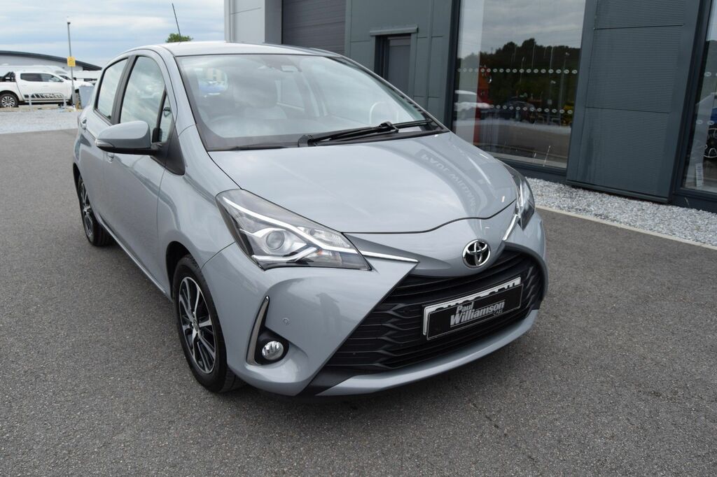 Toyota Yaris 1.5 Vvt-i Icon Tech Hatchback Eu SW69OBH Grey #4