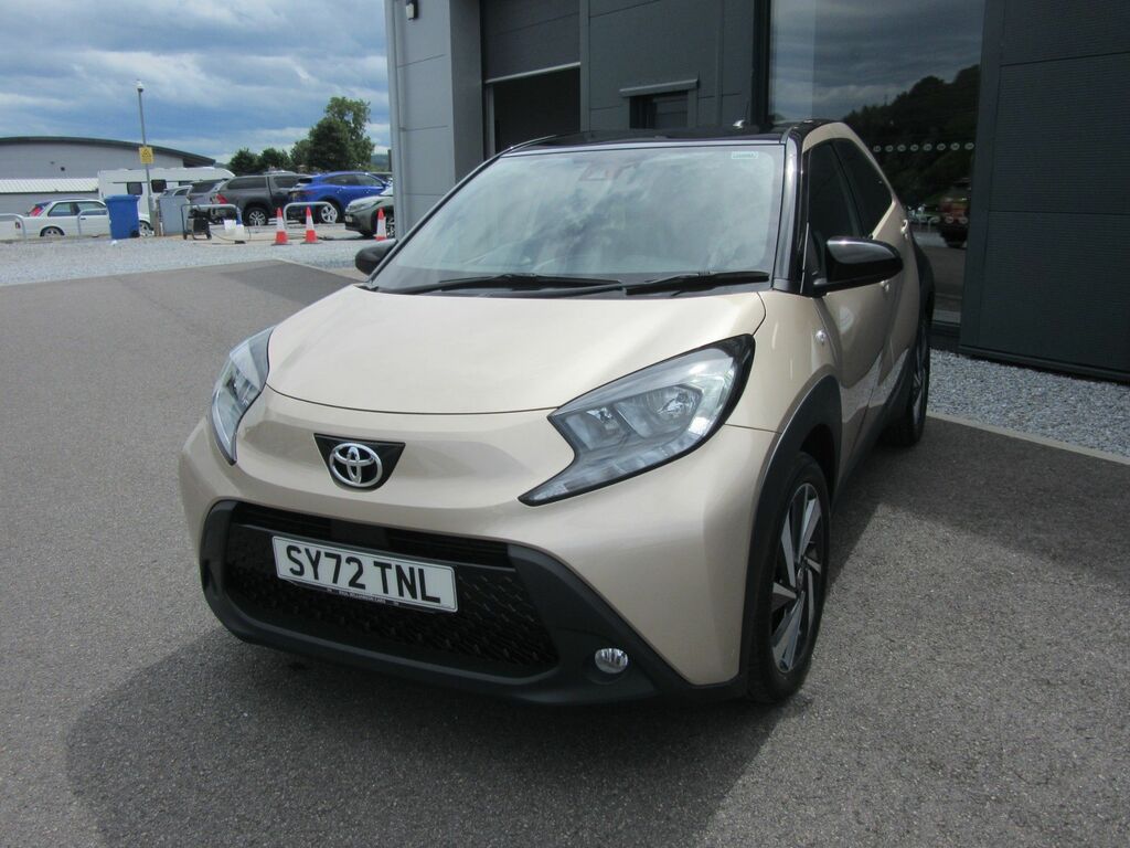 Toyota Aygo X 1.0 Vvt-i Edge Hatchback X-shift Euro 6 Beige #3
