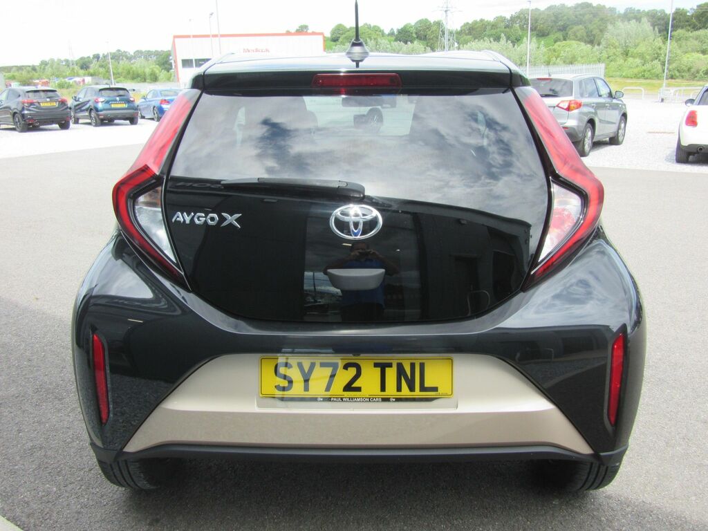 Toyota Aygo X 1.0 Vvt-i Edge Hatchback X-shift Euro 6 Beige #6