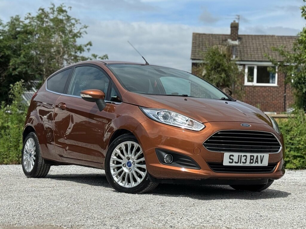 Ford Fiesta 1.6 Titanium Powershift Euro 5 SJ13BAV Yellow #2