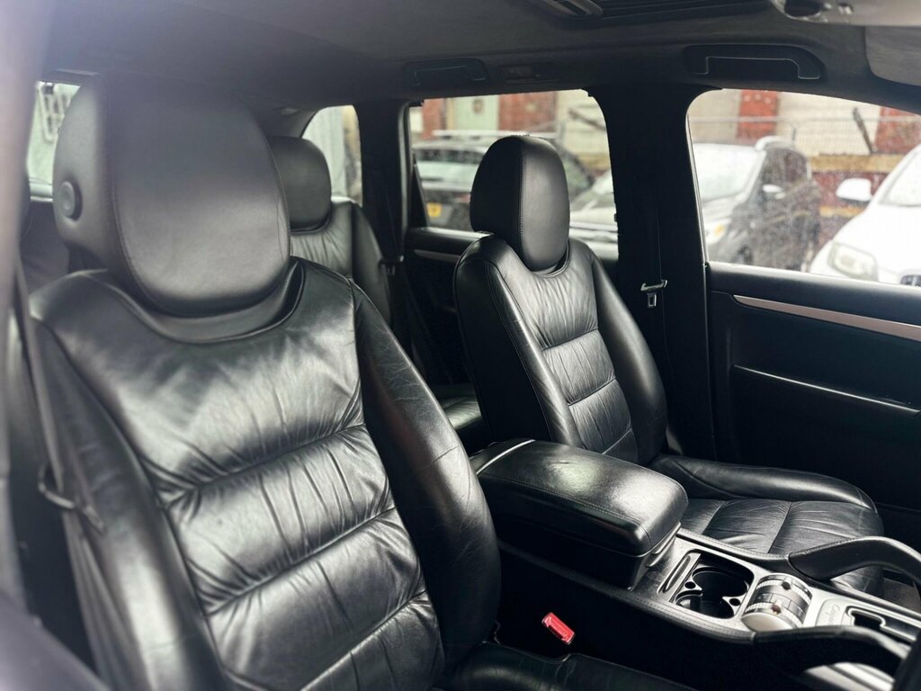 Porsche Cayenne 4.5 Turbo Tiptronic S Awd Silver #5