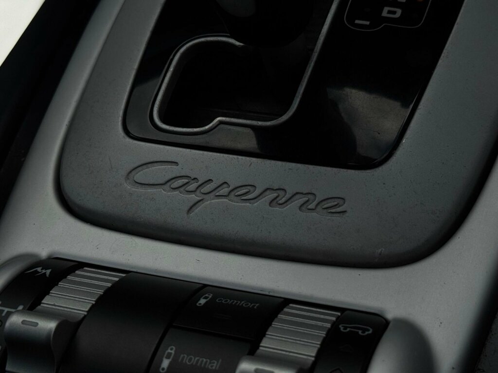 Porsche Cayenne Tiptronic S Estate Black #30
