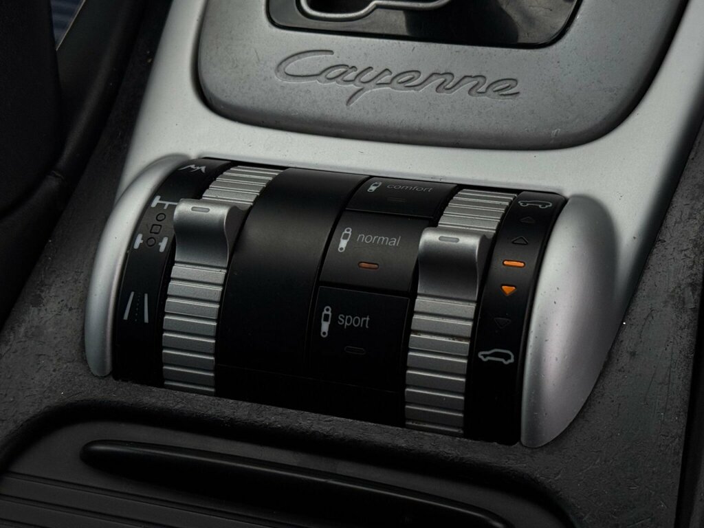 Porsche Cayenne Tiptronic S Estate Black #29