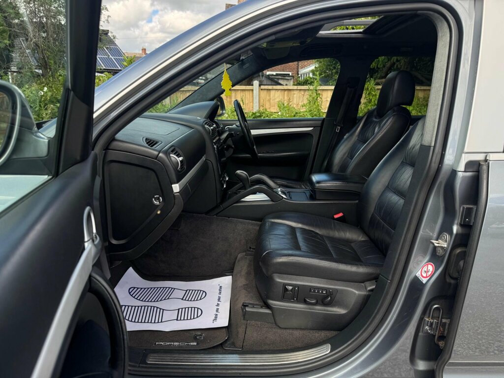 Porsche Cayenne Tiptronic S Estate Black #72