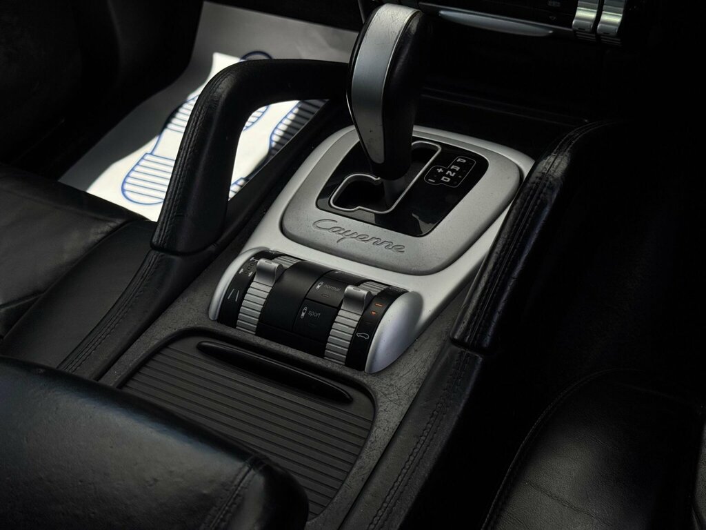 Porsche Cayenne Tiptronic S Estate Black #19