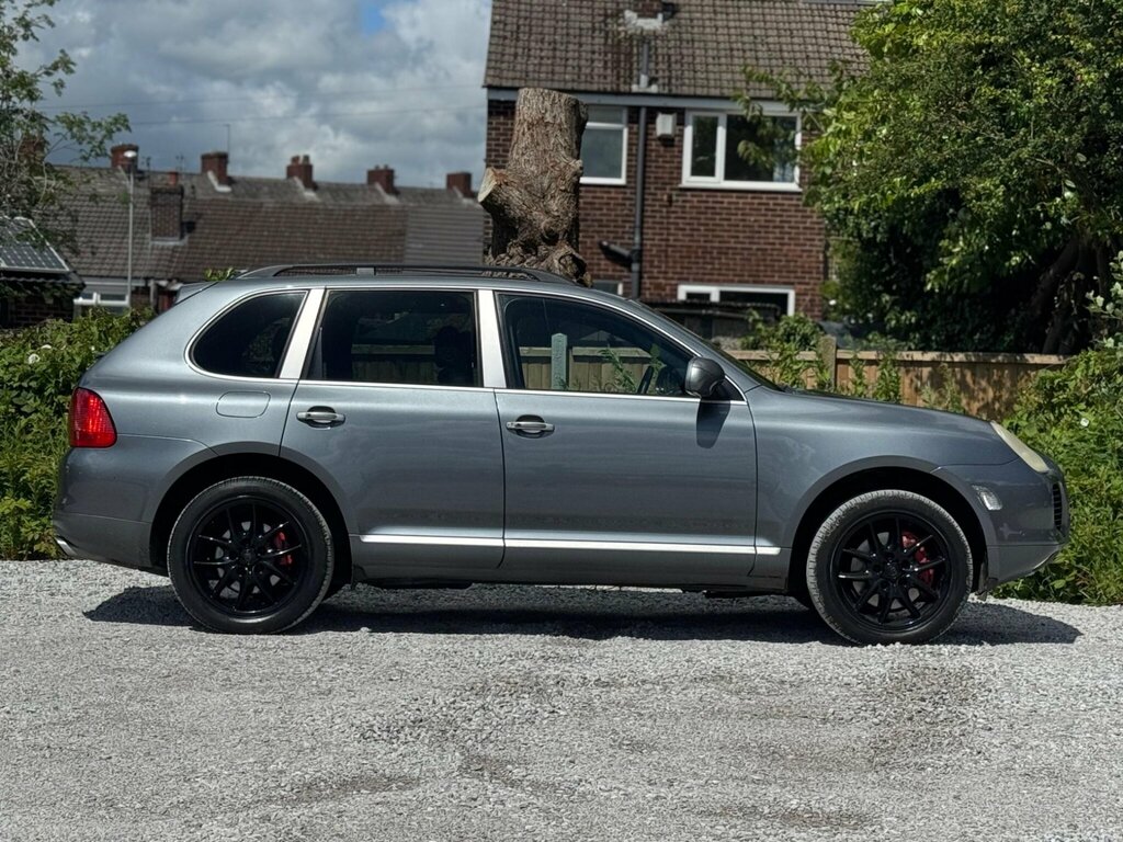 Porsche Cayenne Tiptronic S Estate Black #15