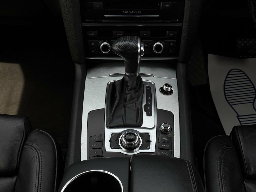 Audi Q7 3.0 Tdi Quattro S Line Ss 204 Bhp Black #24