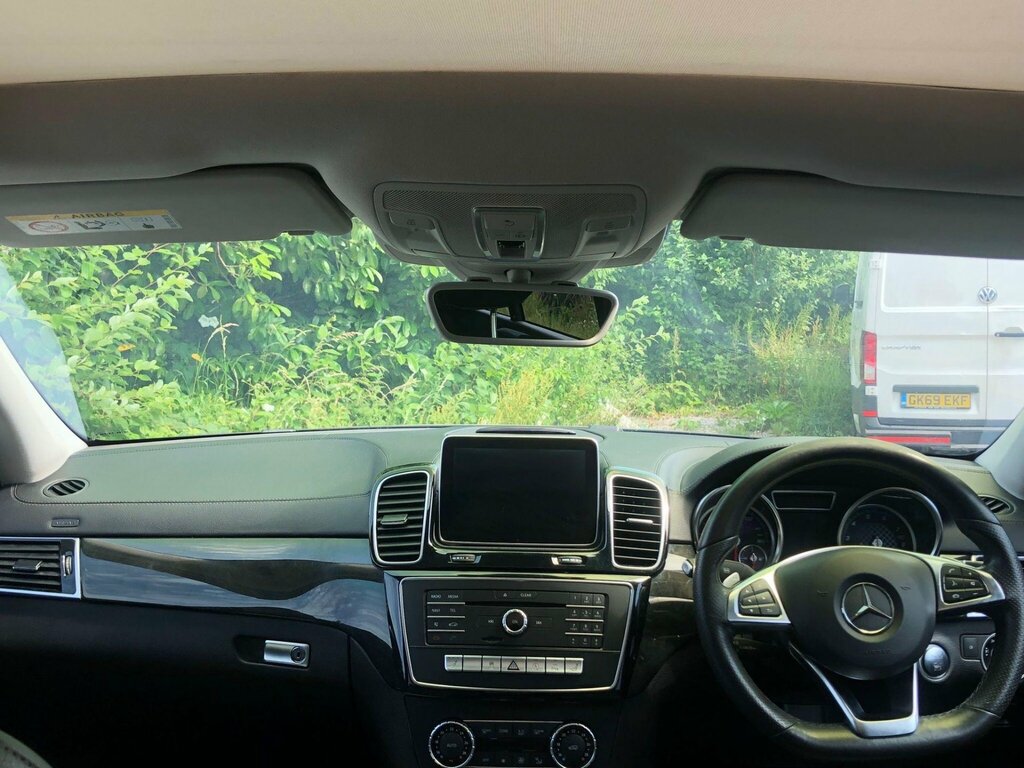 Mercedes-Benz GLE Coupe 3L Amg Line Grey #17