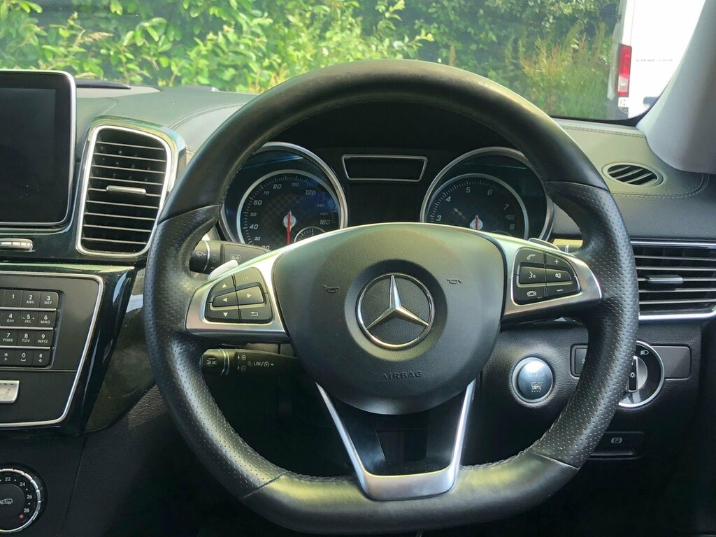 Mercedes-Benz GLE Coupe 3L Amg Line Grey #42
