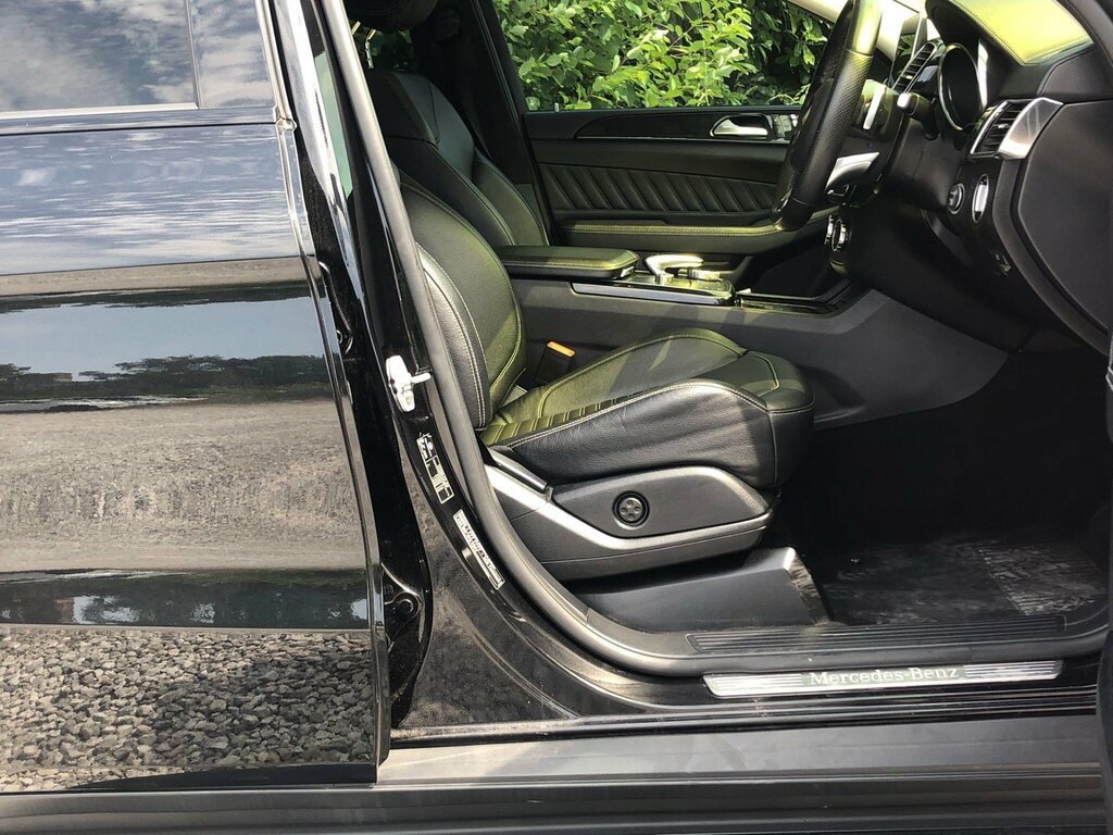 Mercedes-Benz GLE Coupe 3L Amg Line Grey #26