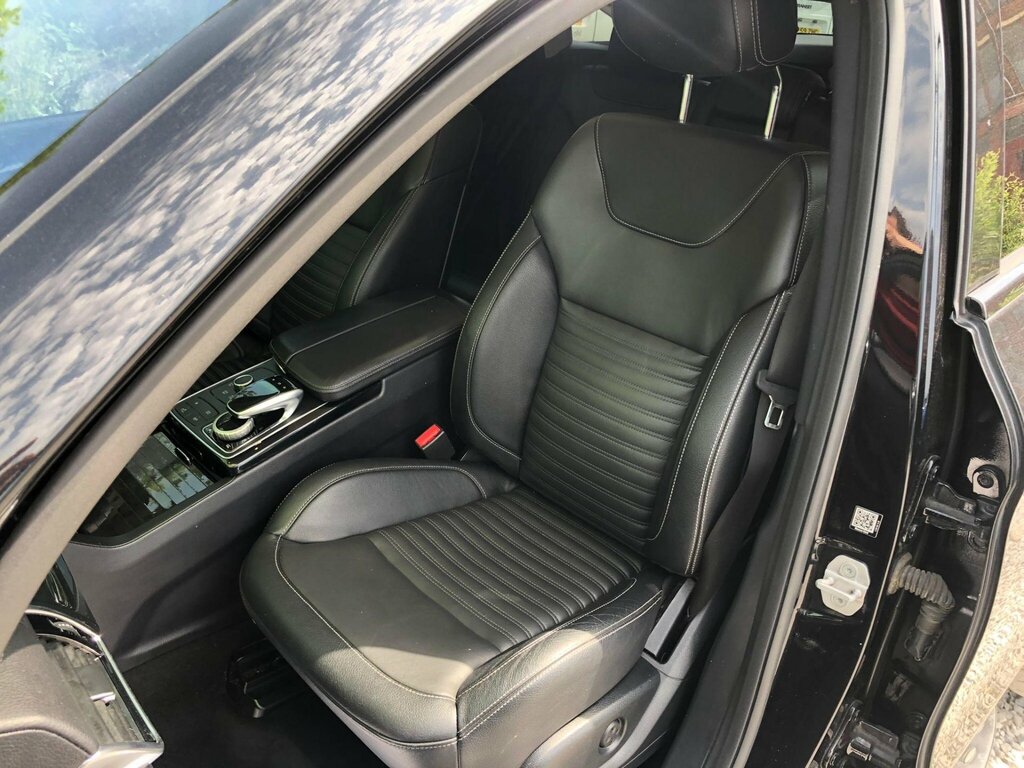Mercedes-Benz GLE Coupe 3L Amg Line Grey #48