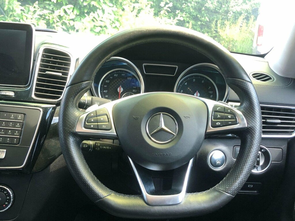 Mercedes-Benz GLE Coupe 3L Amg Line Grey #41