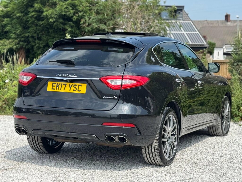 Maserati Levante 3.0 D V6 271 Bhp White #9