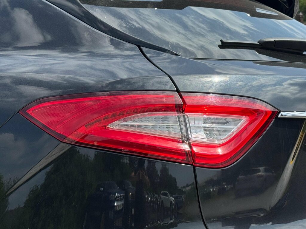 Maserati Levante 3.0 D V6 271 Bhp White #81