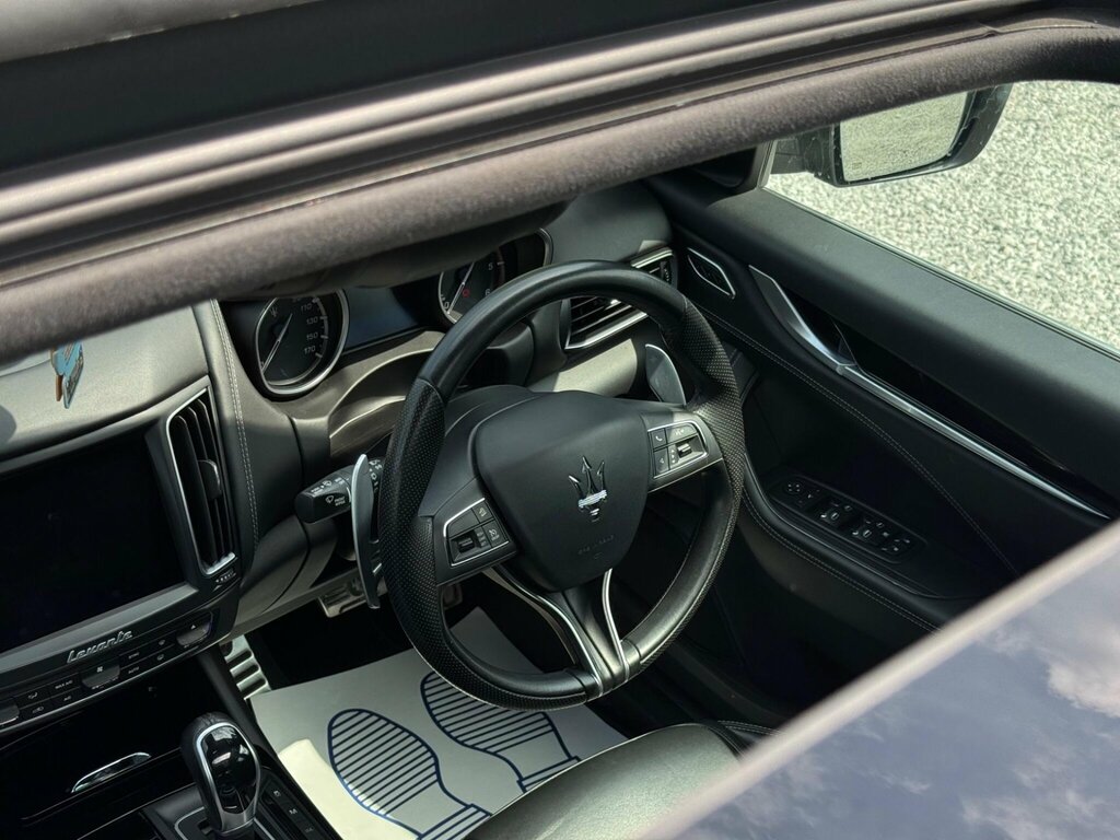 Maserati Levante 3.0 D V6 271 Bhp White #26
