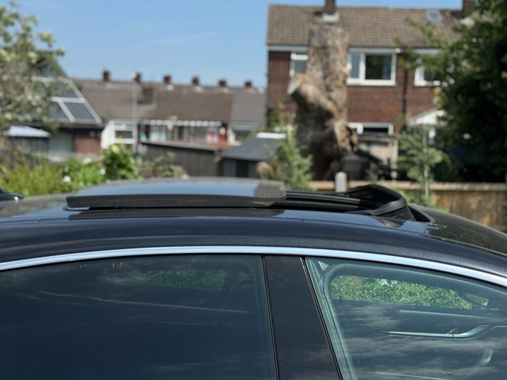 Maserati Levante 3.0 D V6 271 Bhp White #70