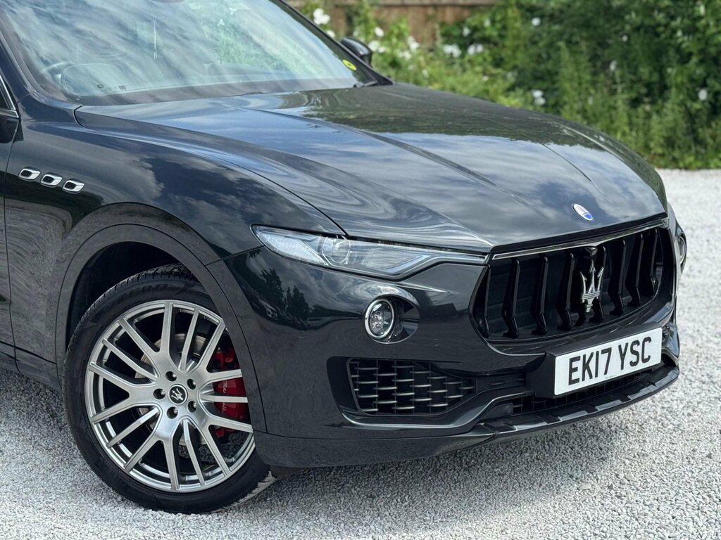 Maserati Levante 3.0 D V6 271 Bhp White #76