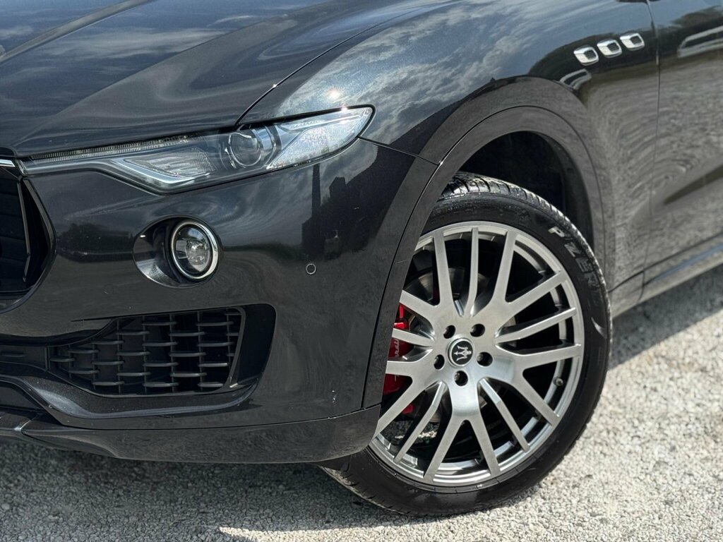 Maserati Levante 3.0 D V6 271 Bhp White #77