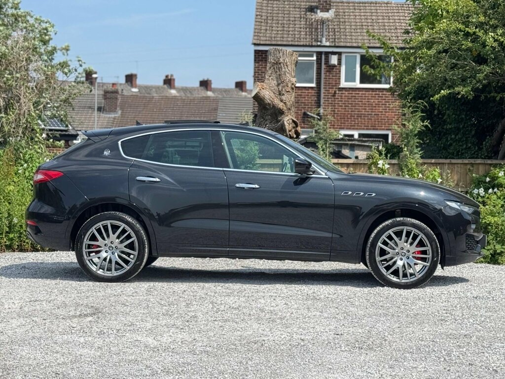 Maserati Levante 3.0 D V6 271 Bhp White #10