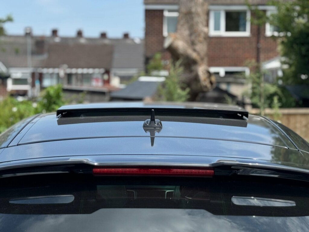 Maserati Levante 3.0 D V6 271 Bhp White #72