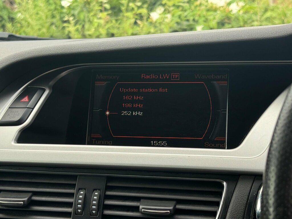 Audi A4 A4 Se Tfsi White #40